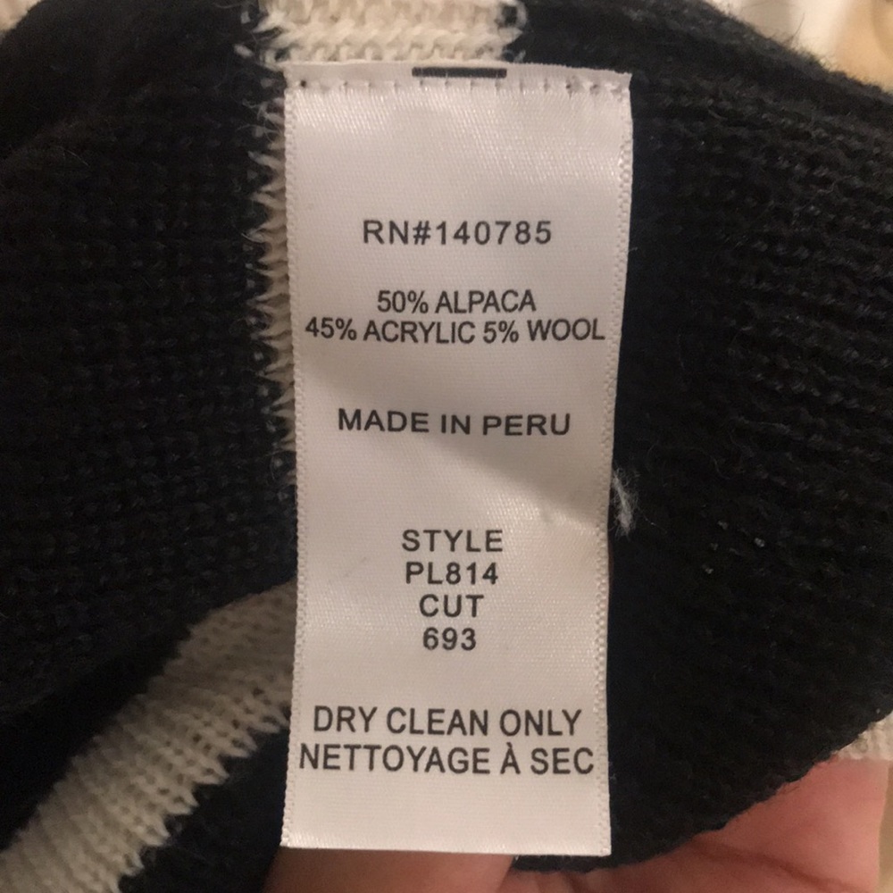 Brochu Walker one size alpaca sweater - Picture 4 of 6